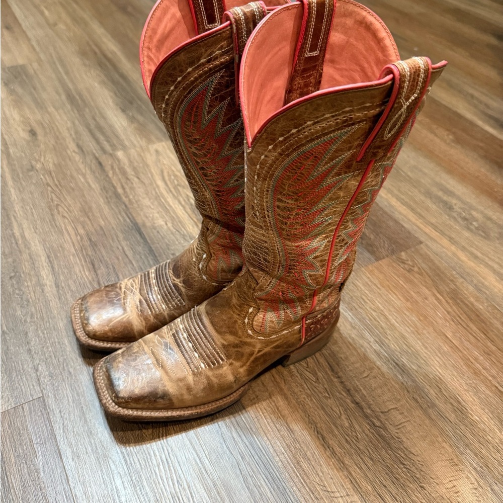 Ariat Western Boots Size 8.5